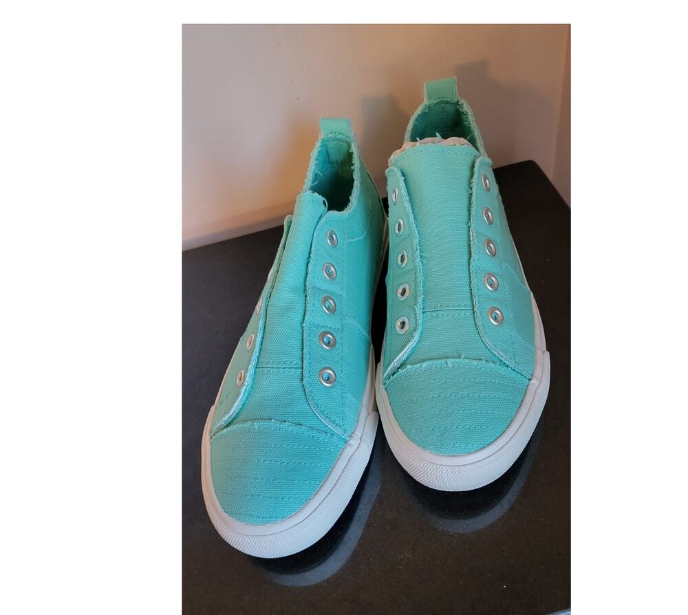 NEW Corkys Tennis Shoes Aqua Babalu Womens Size 10 Slip On Sneakers